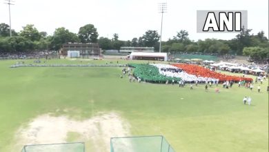 Photo of चंडीगढ़ में बना राष्ट्रीय ध्वज की सबसे बड़ी मानव छवि का गिनीज वर्ल्ड रिकॉर्ड