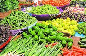 Photo of लखनऊ : हफ्ते भर में दोगुने हुए सब्जियों के दाम,बजट गड़बड़ाया