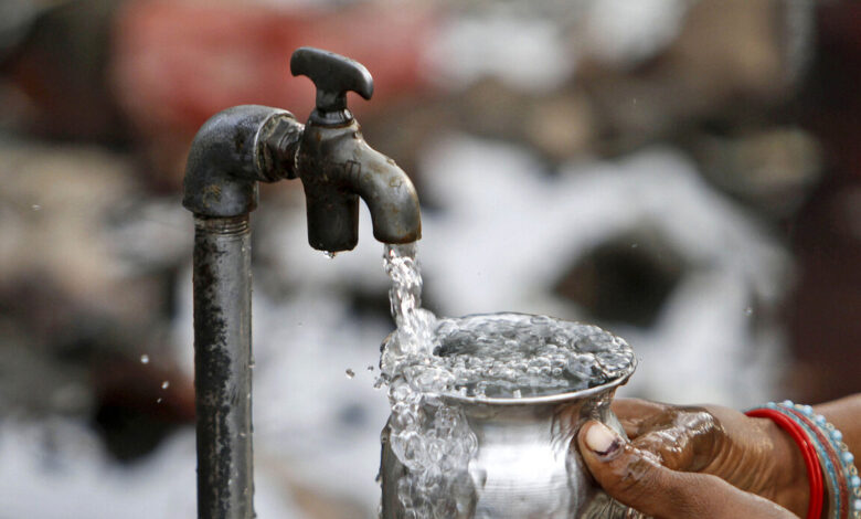 Photo of अब पीने के लिए इस्तेमाल होगा गंगा का पानी, बनारस के 2 लाख घरों में शुद्ध गंगाजल की सप्लाई
