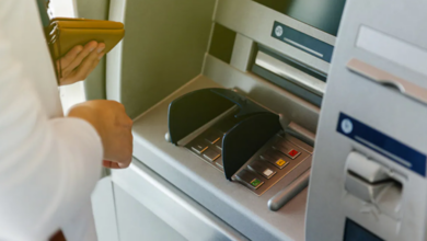 Photo of ATM से नहीं निकला कैश पर खाते से कट गए हैं पैसे, तो तुरंत करें ये काम…