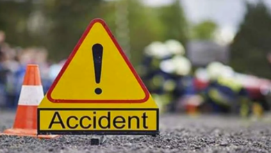 Photo of सोमेश्वर-अल्मोड़ा मोटरमार्ग पर हुई दुर्घटना, नदी किनारे खाई में कार गिरने से ड्राइवर की मौत