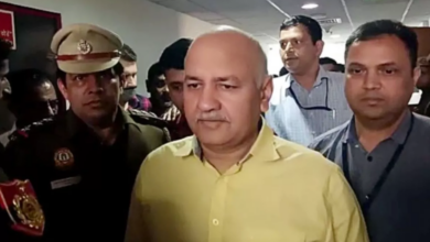 Photo of शराब घोटाला मामले में फंसे मनीष सिसोदिया ने लगाई बेल अर्जी, कोर्ट ने ED को भेजा नोटिस