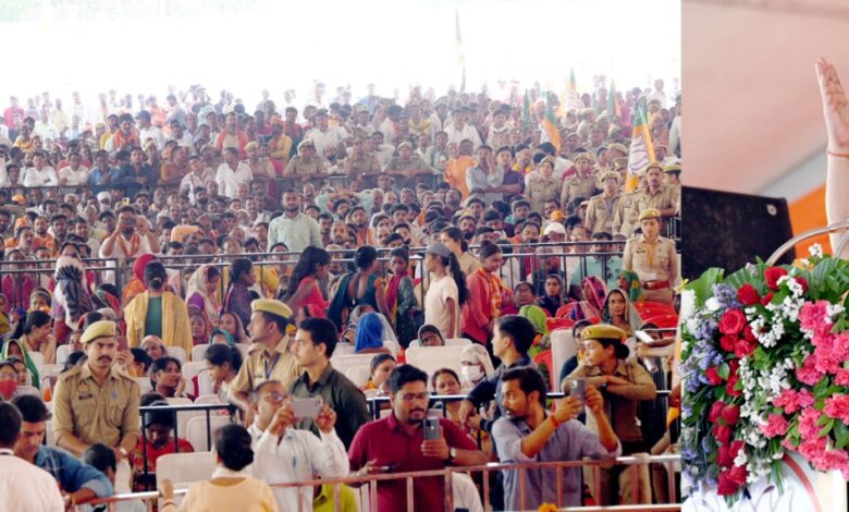 Photo of माफिया कहता है जान बख्श दो, ठेला लगाकर जी लूंगा: योगी आदित्यनाथ