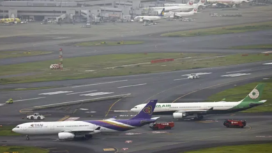 Photo of टोक्यो के हानेडा हवाईअड्डे पर दो यात्री विमानों की आपस टक्कर, घटना के बाद रनवे हुआ बंद
