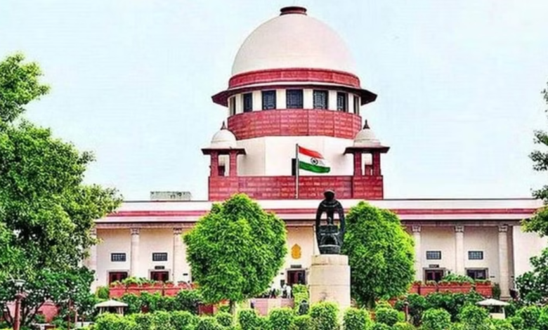 Photo of उत्तराखंड में प्रस्तावित महापंचायत पर नहीं लगेगी रोक, SC ने याचिका पर सुनवाई से किया मना