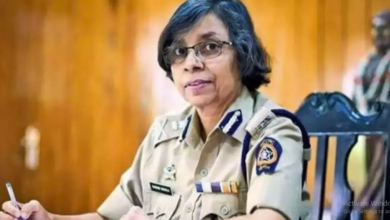 Photo of महाराष्ट्र: IPS अधिकारी रश्मी शुक्ला को HC ने दी राहत, फोन टैपिंग मामले में दर्ज 2 FIR की रद्द
