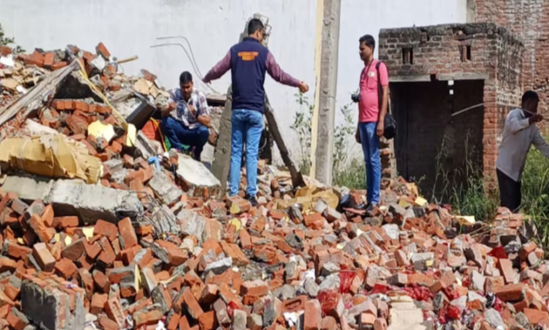 Photo of यूपी: मेरठ के मकान में हुए विस्फोट की जांच में जुटी फॉरेंसिक टीम