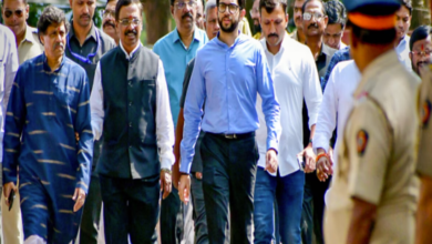 Photo of अधूरे पुल का आदित्य ठाकरे ने जबरदस्ती किया उद्घाटन, BMC ने दर्ज कराई शिकायत