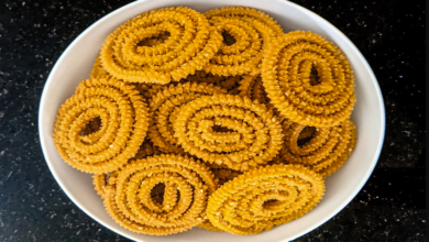 Photo of इस दिवाली घर पर बनाएं महाराष्ट्रीयन फेमस चकली, जानिए रेसिपी