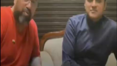 Photo of उद्धव सेना के नेता की ‘फेसबुक लाइव’ के दौरान गोली मारकर हत्या, आरोपी ने खुद भी मारी गोली…