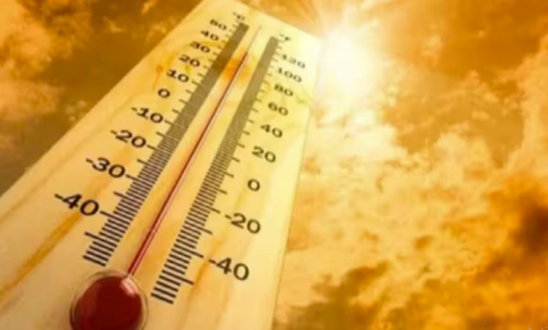 Photo of यूपी में चार दिनों तक झुलसाएगी गर्मी, 40 डिग्री के पार जा सकता है अधिकतम तापमान