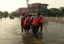 Photo of चीन में बारिश से बाढ़ का कहर, डूब गया दुनिया का मैन्युफैक्चरिंग हब, चार लोगों की मौत