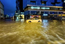 Photo of UAE में लगातार बारिश से बढ़ी मुसीबत, मौसम विभाग ने ऑरेंज अलर्ट किया जारी