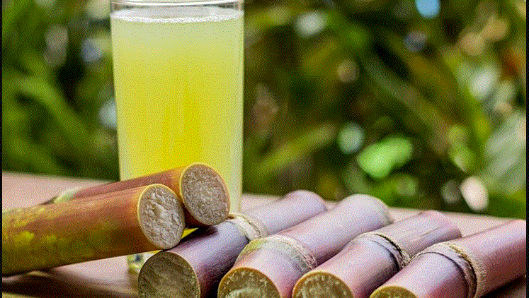 Photo of गर्मियों में सुपर एनर्जी ड्रिंक हैं गन्ने का जूस, जानें इसके सेवन से मिलने वाले फायदे