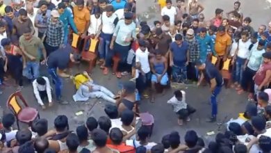 Photo of बंगाल में महिला को सड़क पर बुरी तरह पीटने का वीडियो वायरल, TMC विधायक के बयान पर भड़की भाजपा