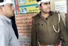 Photo of बिहार में पुलिस टीम पर हुआ हमला, सड़क पर जमकर मचा बवाल