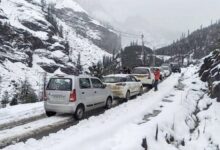 Photo of उत्‍तराखंड की वादियों में छाई बर्फ की सफेद चादर, निचले इलाकों में जबरदस्‍त ठंड