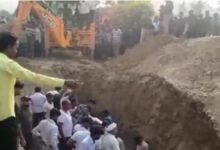 Photo of कौशांबी में मचा हाहाकार! टीला धंसने से 5 की दर्दनाक मौत, 3 की हालत गंभीर…