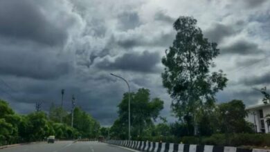 Photo of यूपी में करवट लेगा मौसम, लू से मिलेगी निजात; आज 34 जिलों में गरज-चमक के साथ बूंदाबांदी की उम्मीद