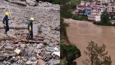 Photo of उत्तरकाशी में बादल फटा: यमुनोत्री हाईवे पर तेज सैलाब में बहे कई मजदूर