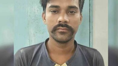 Photo of  बाबा गुरु घासीदास की मूर्ति को नुकसान पहुंचाने वाले की हुई पहचान, आरोपी के खिलाफ मामला दर्ज