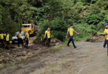 Photo of आसमानी आफत…300 से अधिक पोल दबे, 16 ट्रांसफार्मर क्षतिग्रस्त