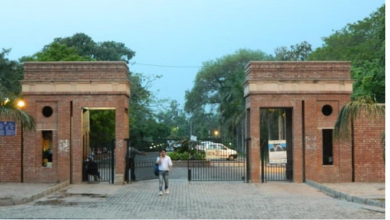Photo of डीयू स्नातक में दाखिले का अंतिम मौका, 27 अगस्त तक करें आवेदन