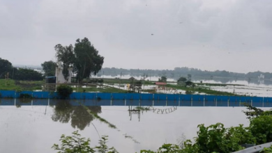 Photo of इटौंजा में बाढ़ से घिरे गांव, खेतों में भरा पानी…