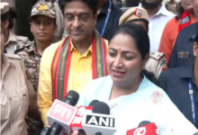 Photo of  दिल्ली सीएम रेखा गणेश चतुर्थी पर प्राचीन शिव मंदिर पहुंचीं