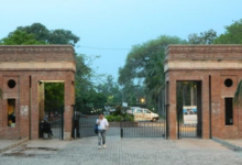 Photo of डीयू और गूगल क्लाउड में साझेदारी, छात्रों को मिलेगा एआई व साइबर सुरक्षा का प्रशिक्षण