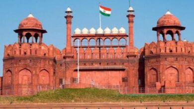 Photo of लाल किले में घुसपैठ की कोशिश: 5 अवैध बांग्लादेशी गिरफ्तार…