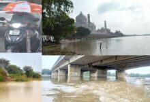 Photo of खतरे के निशान से 1.1 फीट ऊपर बह रही यमुना, ताजमहल के पीछे का पार्क हुआ जलमग्न