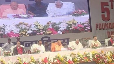 Photo of RML स्थापना दिवस: सीएम योगी ने डॉक्टरों को किया सम्मानित