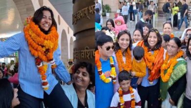 Photo of दून एयरपोर्ट पर स्नेह राणा का ढोल नगाड़ों से स्वागत