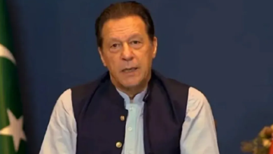 Photo of ‘कभी भी आकर मिल सकते हैं’, बेटों ने इमरान खान को लेकर जताई चिंता तो पाकिस्तान ने दिया रिएक्शन