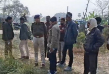 Photo of  लीची के बागान में मिला मजदूर का शव, इलाके में सनसनी; सड़क हादसा या हत्या?