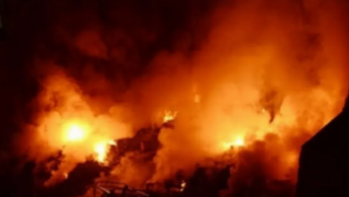 Photo of नवी मुंबई में एक केमिकल कंपनी में लगी भीषण आग, दमकल की तीन गाड़ियां मौके पर पहुंचीं
