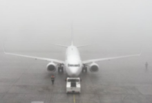 Photo of यूपी में कोहरे की मार: लंबी दूरी की ट्रेन-बसें हुईं घंटों लेट, स्टेशन पर ठिठुरते रहे लोग