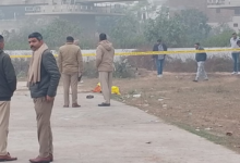 Photo of थीम पार्क में मिला बिना सिर का शव, धड़ के पास पड़ा था चाकू; पुलिस मृतक की पहचान में जुटी