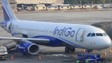 Photo of अहमदाबाद एयरपोर्ट पर विमान की इमरजेंसी लैंडिंग