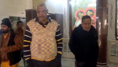 Photo of राधा कृष्ण मंदिर से की थी जिसने चोरी, सीसीटीवी में हुआ कैद; पुलिस तलाश में जुटी