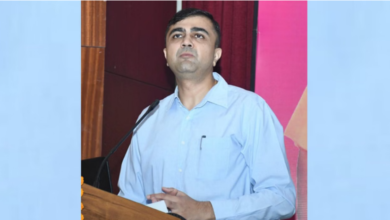 Photo of यूपी: घूस मांगने के आरोप में निलंबित आईएएस अभिषेक प्रकाश बनाए गए आरोपी, एसआईटी दर्ज करेगी बयान