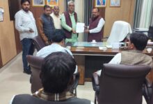 Photo of प्रधानों ने बीडीओ पर लगाए आर्थिक शोषण के आरोप, कार्रवाई न होने पर सामूहिक इस्तीफे की चेतावनी