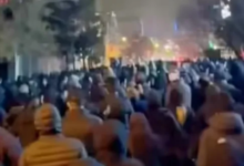 Photo of ईरान में छात्रों का विरोध प्रदर्शन; खामेनेई के खिलाफ लगाए नारे