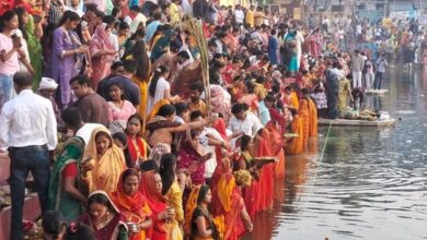 Photo of बिहार: उदीयमान सूर्य को अर्घ्य देने के साथ पूर्ण हुआ छठ महापर्व