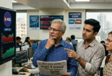 Photo of आज शेयर बाजार खुला रहेगा या नहीं, किस दिन है होली की छुट्टी? 