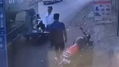 Photo of पुणे: ट्रक की टक्कर से स्कूटी सवार युवती की मौके पर मौत