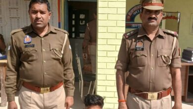 Photo of थाना खरेला की पुलिस टीम ने अवैध तमंचा व जिन्दा कारतूस के साथ 01 नफऱ अभियुक्त को किया गिरफ्तार-