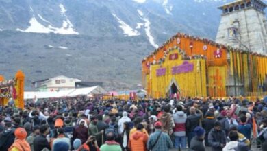 Photo of केदारनाथ धाम: मंदिर के चारों ओर सात फीट ऊंचे बैरिकेड्स लगाने की तैयारी