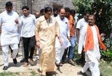 Photo of राहुल गांधी के बाद अमेठी में स्मृति ईरानी की दस्तक